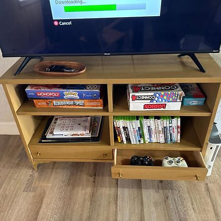 앨버커키 Casa Charleston-3Br-2Bath-Hot Tub-Pet Friendly-No Pet Fees! 빌라 외부 사진