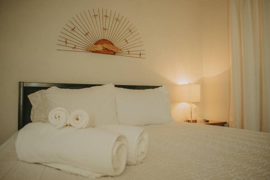 앨버커키 Casa Charleston-3Br-2Bath-Hot Tub-Pet Friendly-No Pet Fees! 빌라 외부 사진