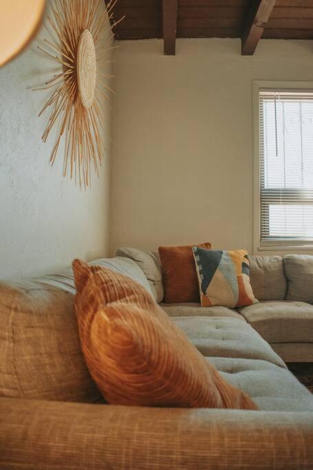 앨버커키 Casa Charleston-3Br-2Bath-Hot Tub-Pet Friendly-No Pet Fees! 빌라 외부 사진