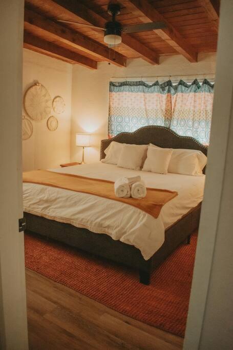 앨버커키 Casa Charleston-3Br-2Bath-Hot Tub-Pet Friendly-No Pet Fees! 빌라 외부 사진